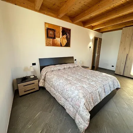 Casa Nonno Nacleto Holiday home Vercana